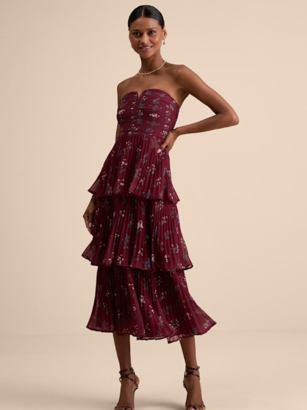 Lulus Hadelyn Wine Red Floral Pleated Tiered Midi Dress - Size M